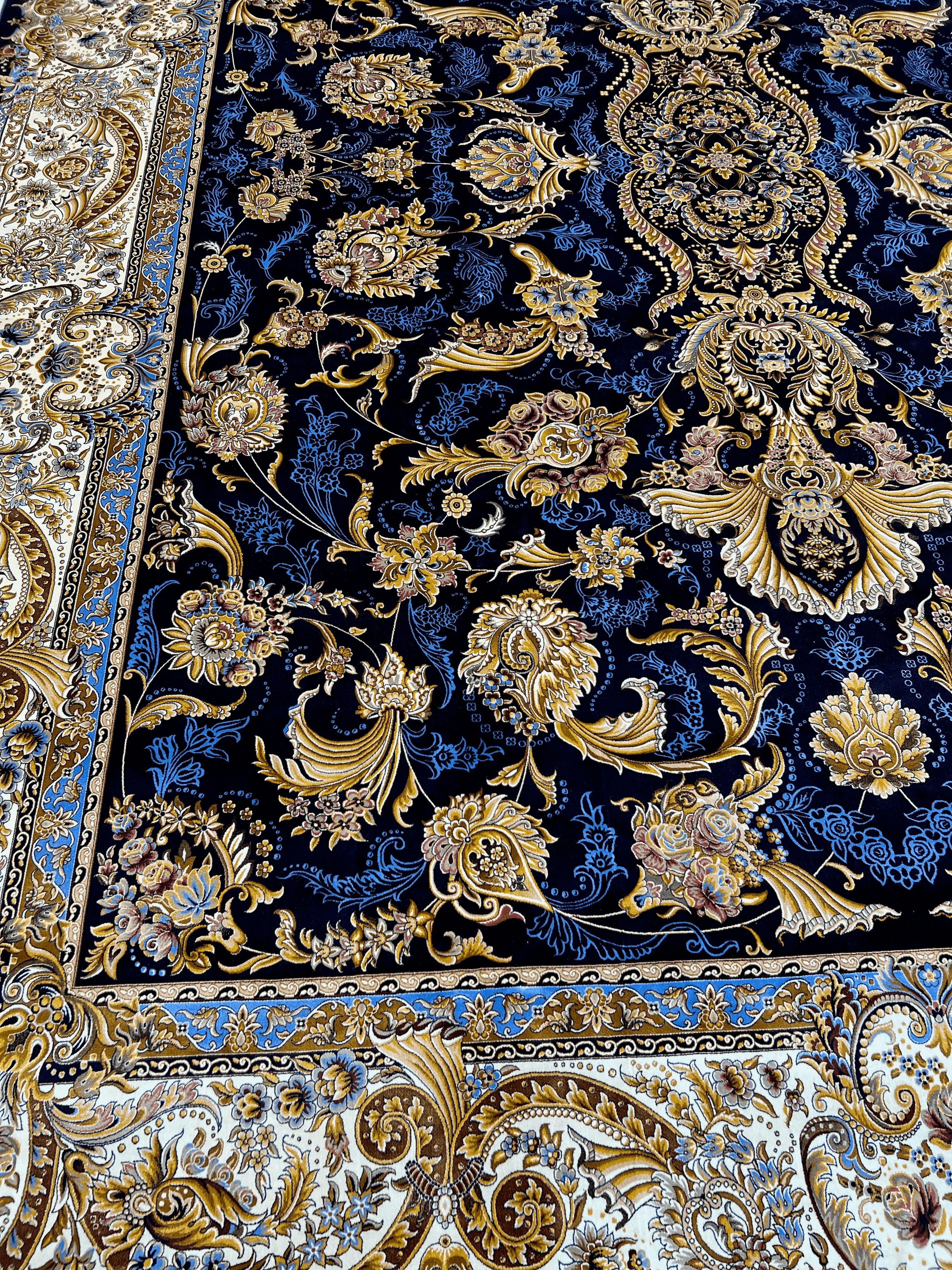 Imperial Scepter Bamboo Silk Rug