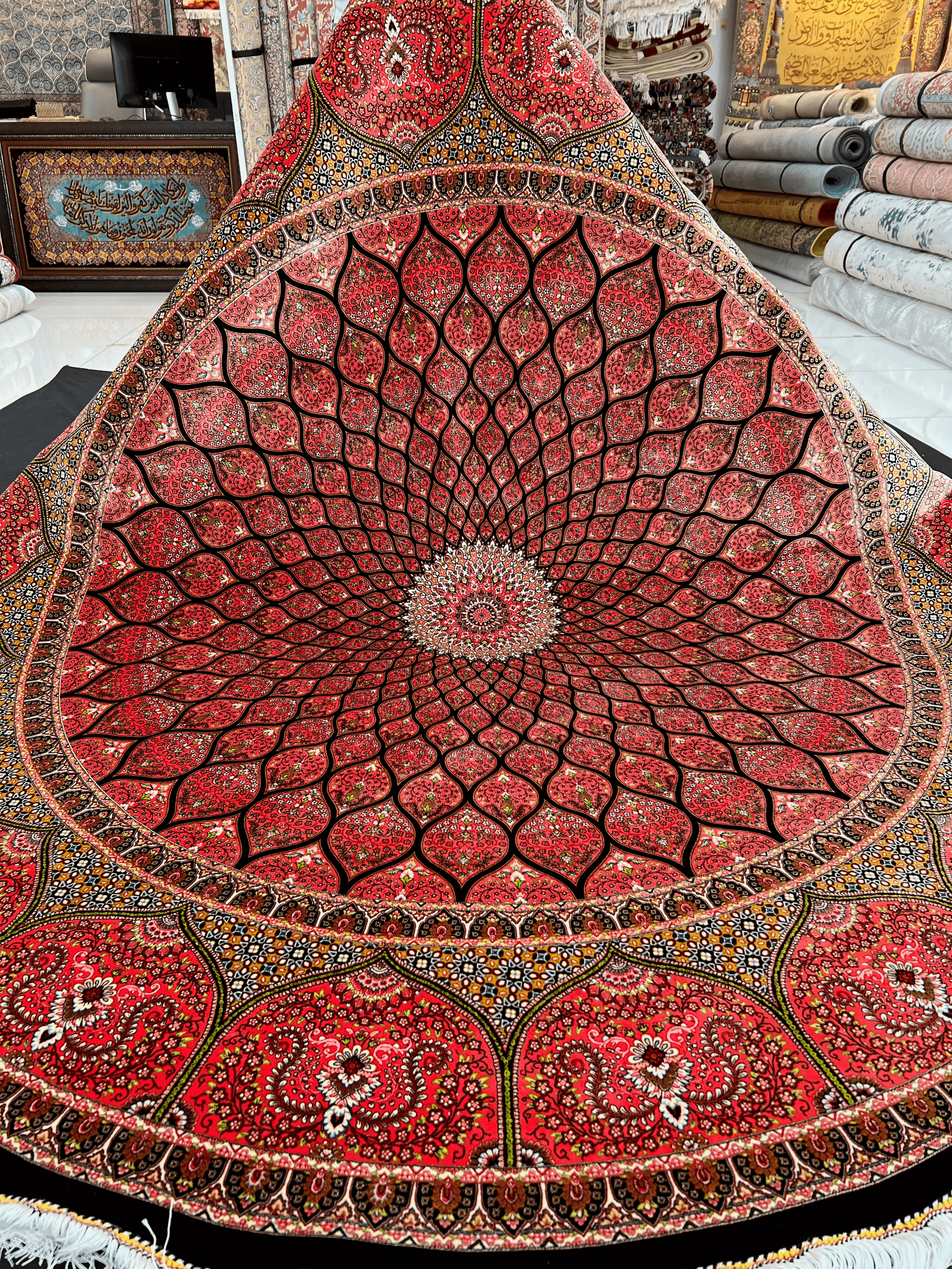 Round Fiery Sunset Dome "Gonbad" Area Rug