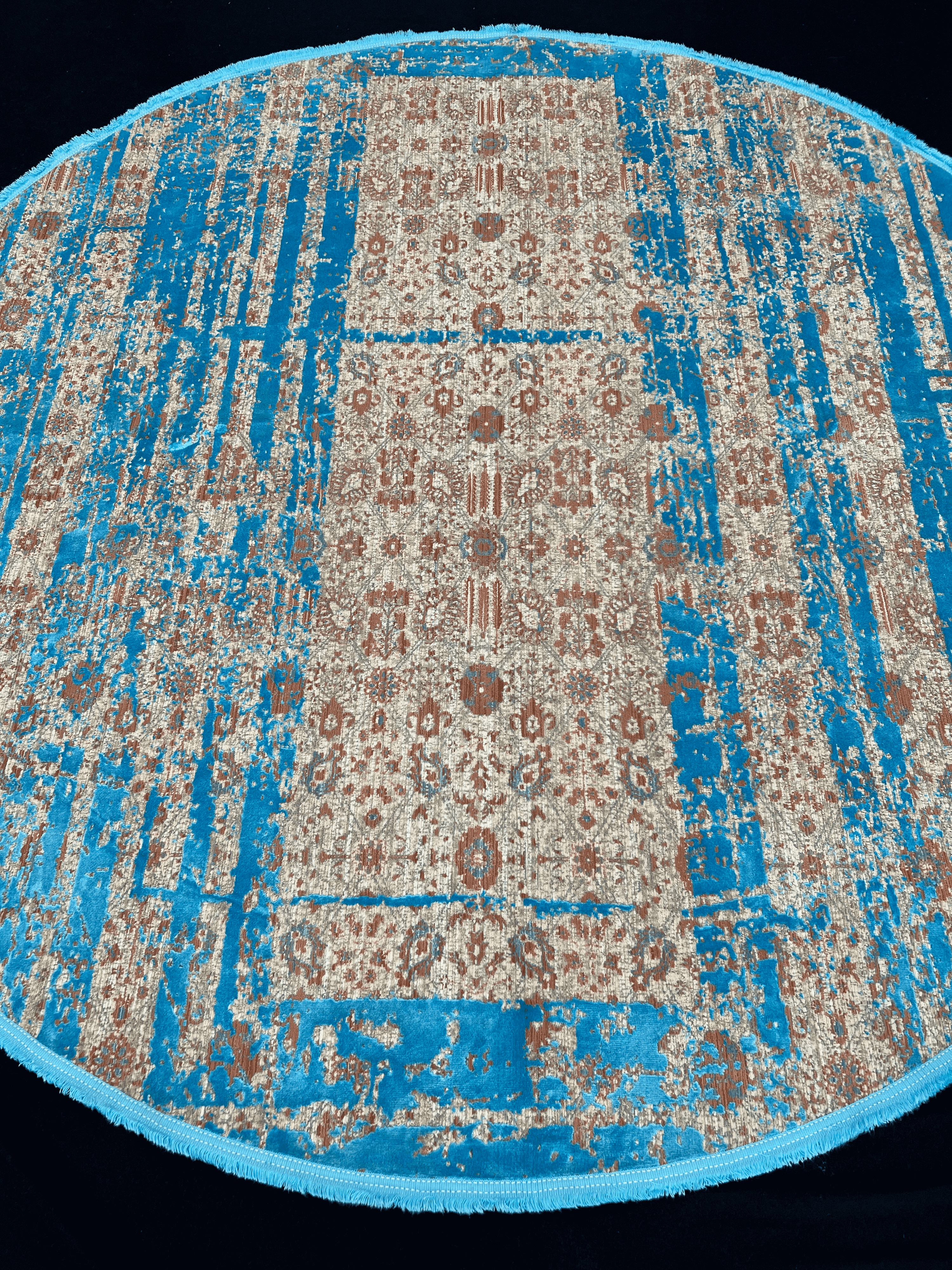 Round Vintage Blue Bamboo Silk and Wool Rug